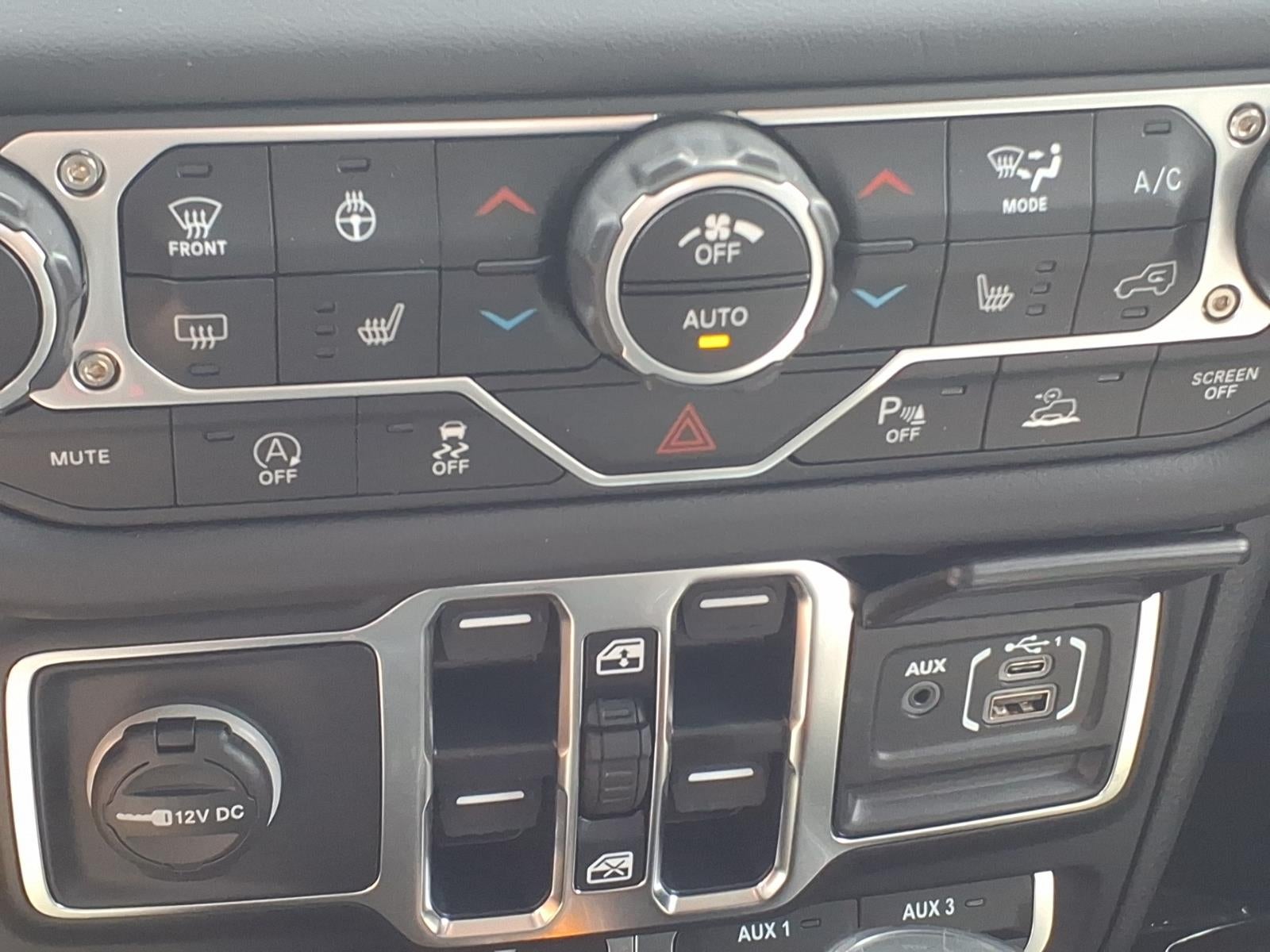 2025 Jeep Gladiator Mojave X