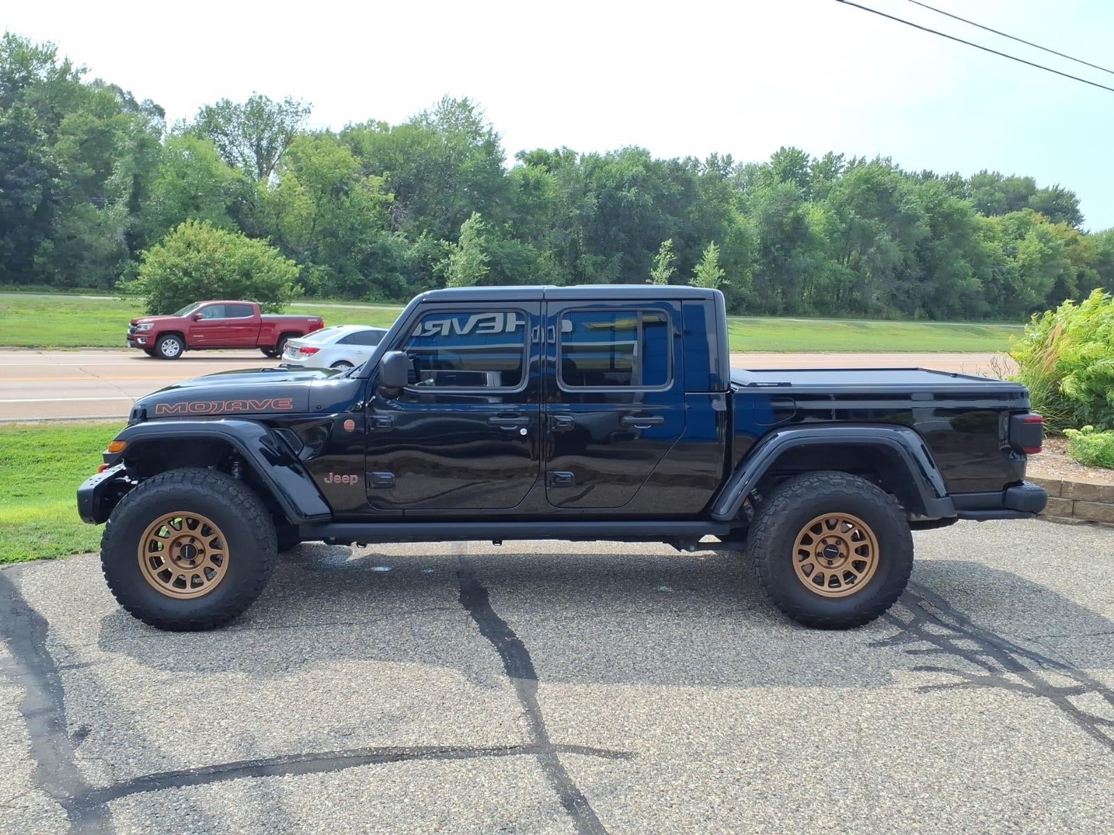 2025 Jeep Gladiator Mojave X