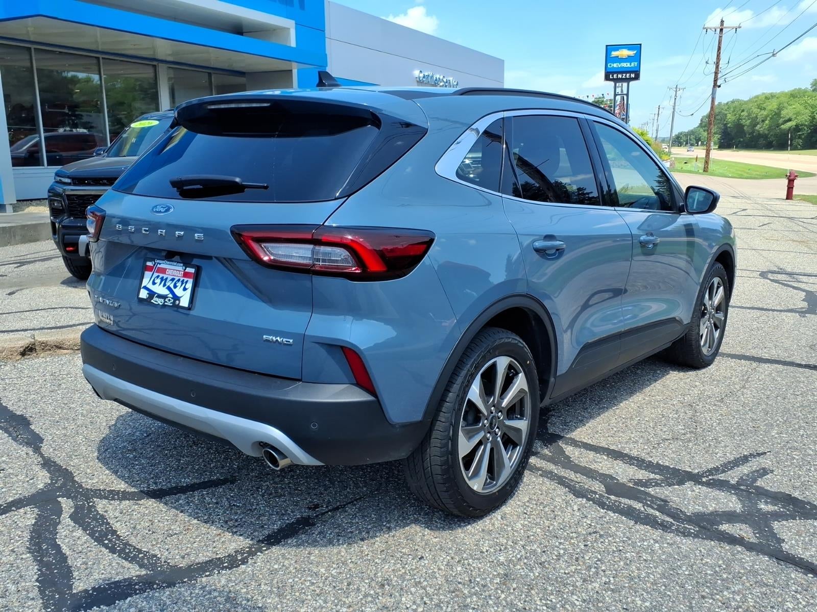2025 Ford Escape Platinum