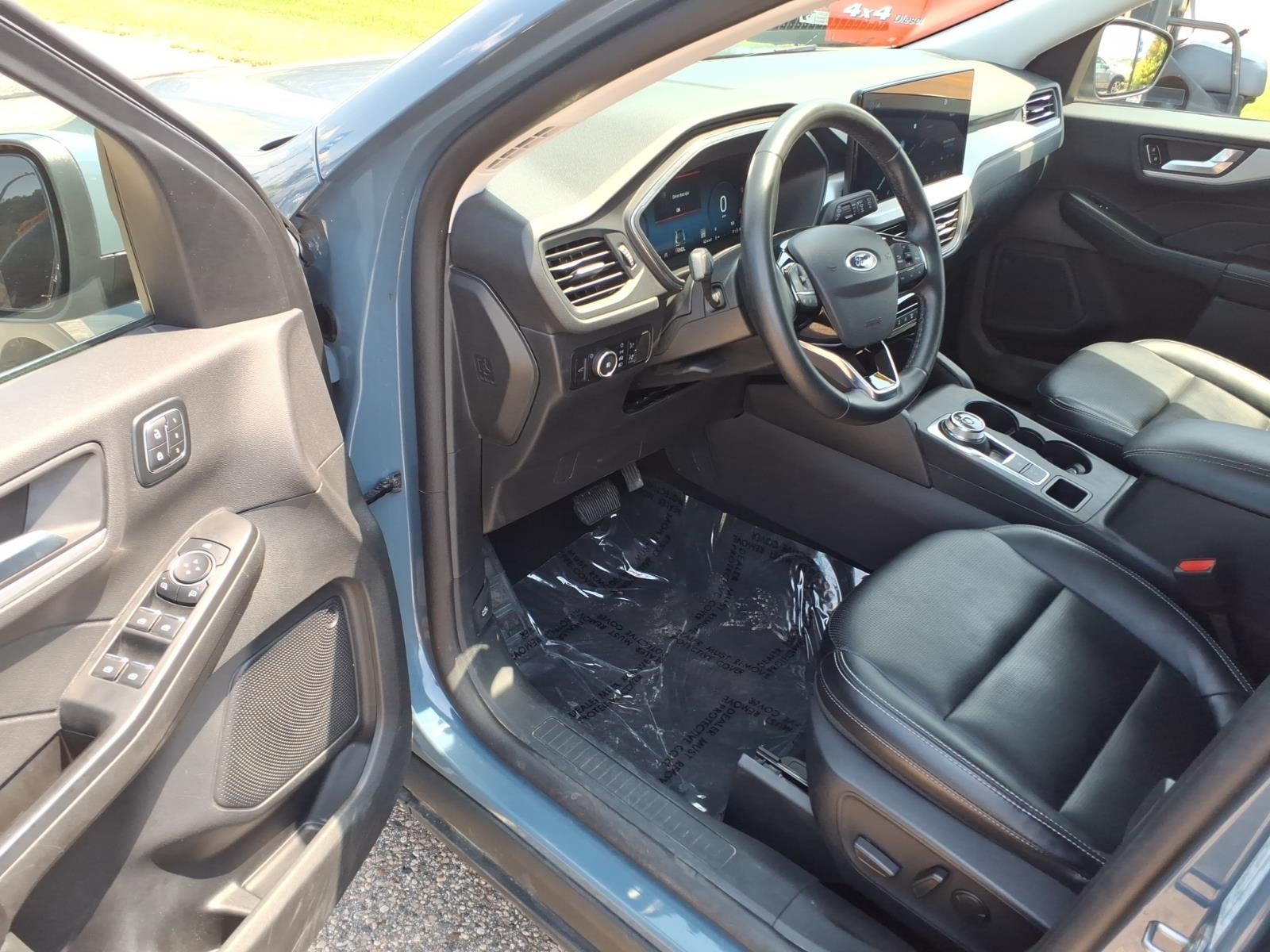 2025 Ford Escape Platinum