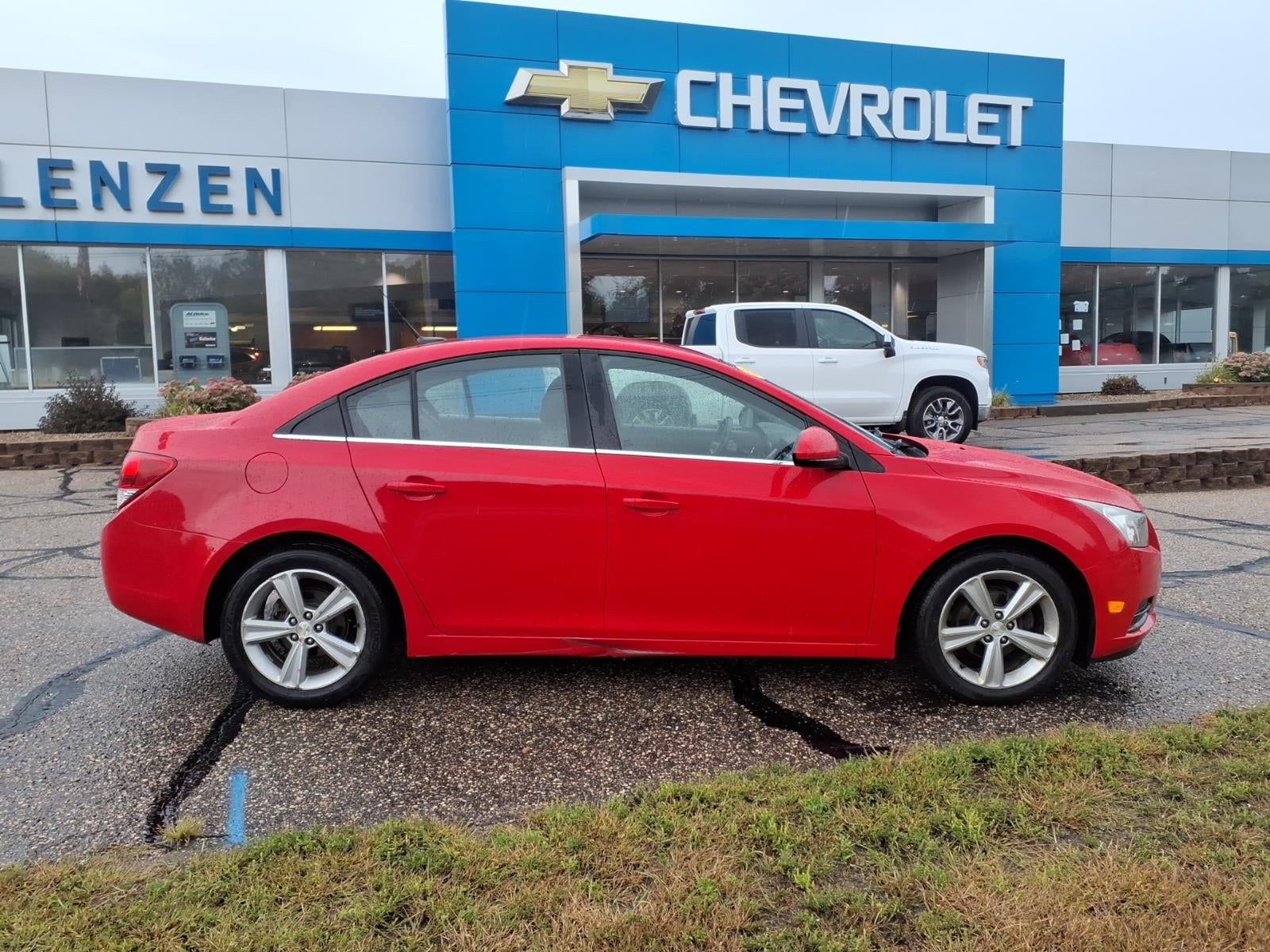 Used 2014 Chevrolet Cruze 2LT with VIN 1G1PE5SB0E7393839 for sale in Chaska, Minnesota