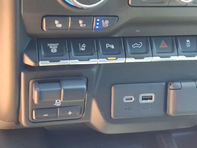 2022 Chevrolet Silverado 3500 HD High Country