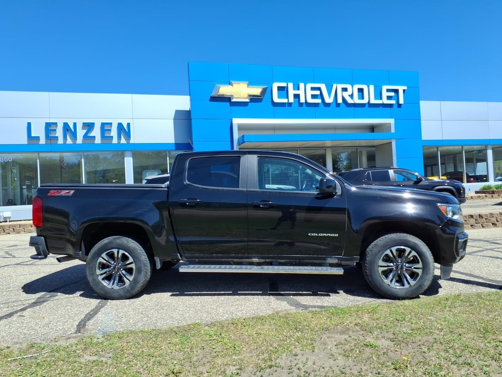 Used 2021 Chevrolet Colorado Z71 with VIN 1GCGTDEN3M1116844 for sale in Chaska, Minnesota