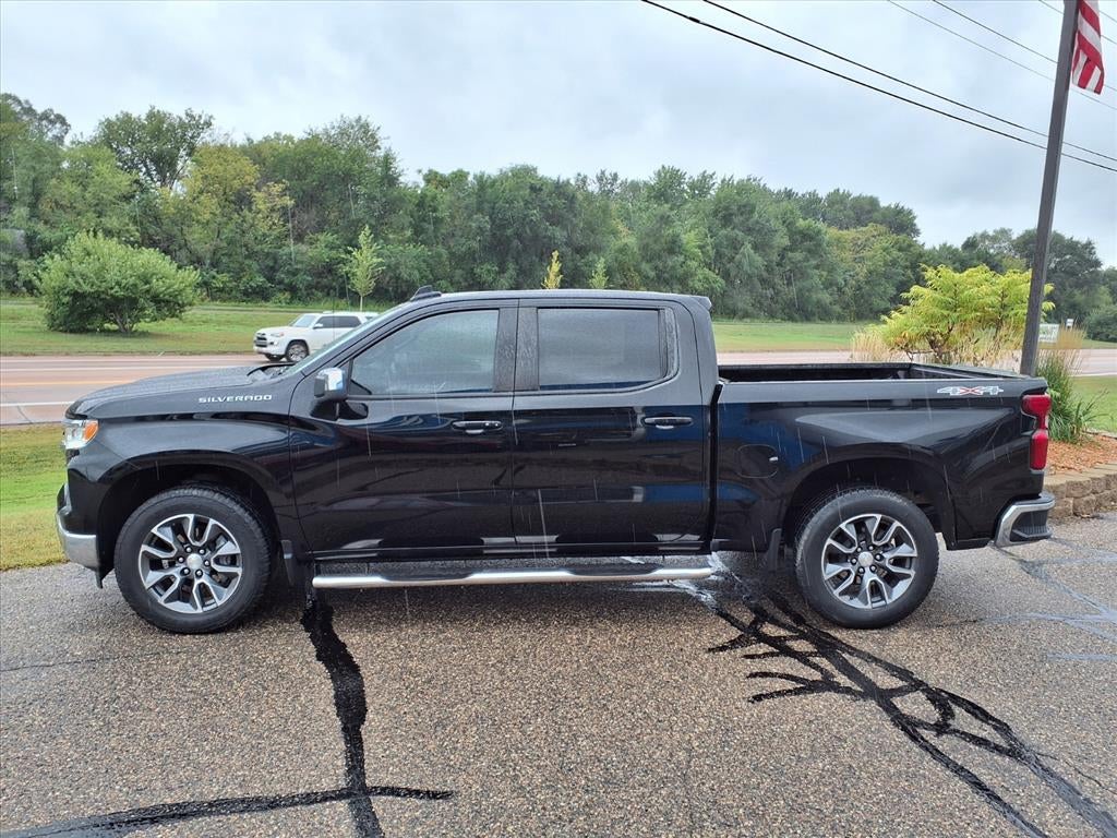 2022 Chevrolet Silverado 1500 LT (2FL)