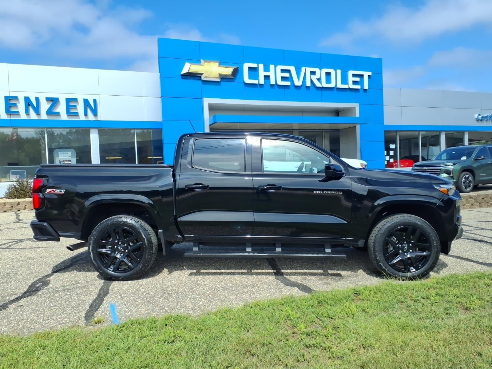 Used 2025 Chevrolet Colorado Z71 with VIN 1GCPTDEK8S1153701 for sale in Chaska, Minnesota
