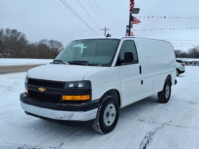 2025 Chevrolet Express Cargo 3500 WT