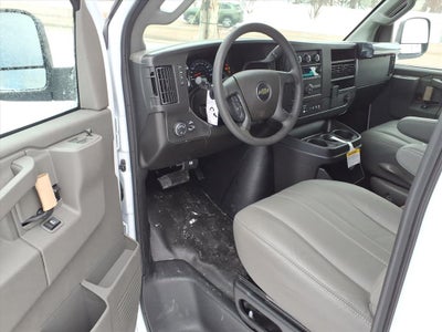 2025 Chevrolet Express Cargo 3500 WT
