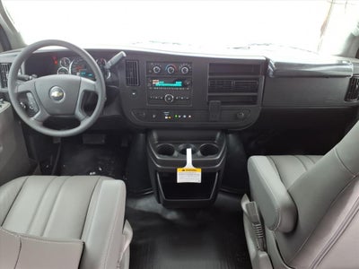 2025 Chevrolet Express Cargo 3500 WT