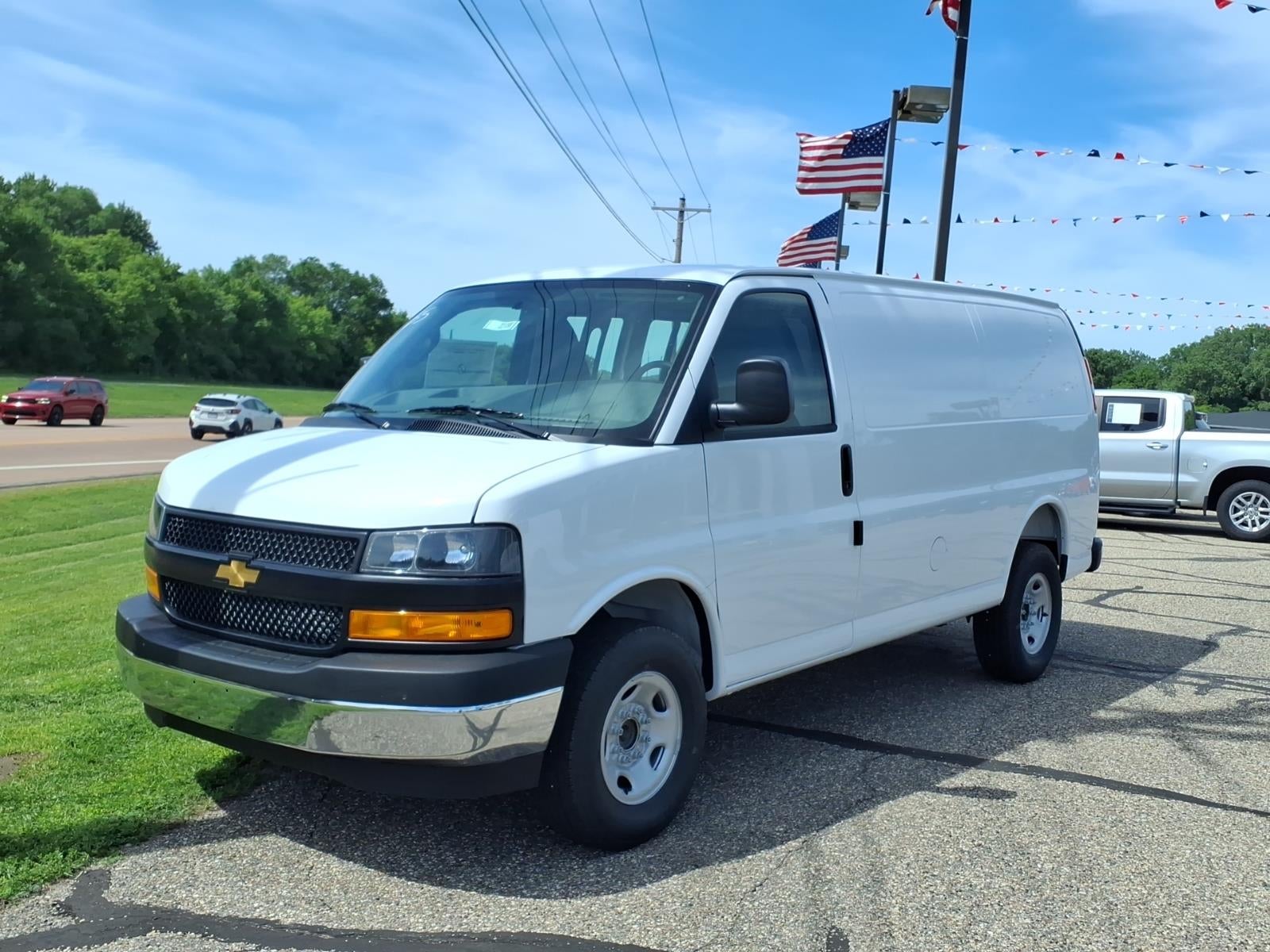2026 Chevrolet Express Cargo WT