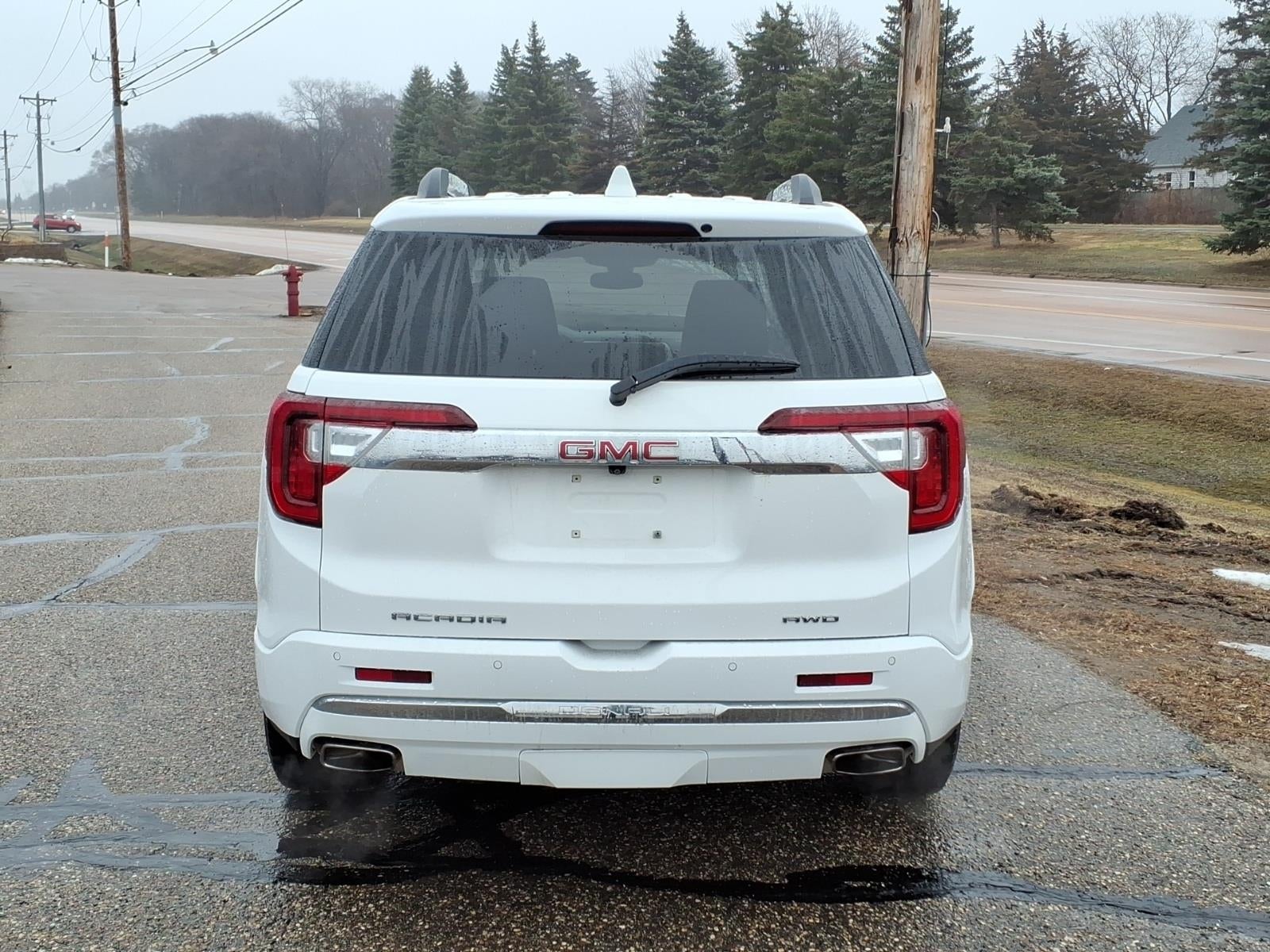 2023 GMC Acadia Denali
