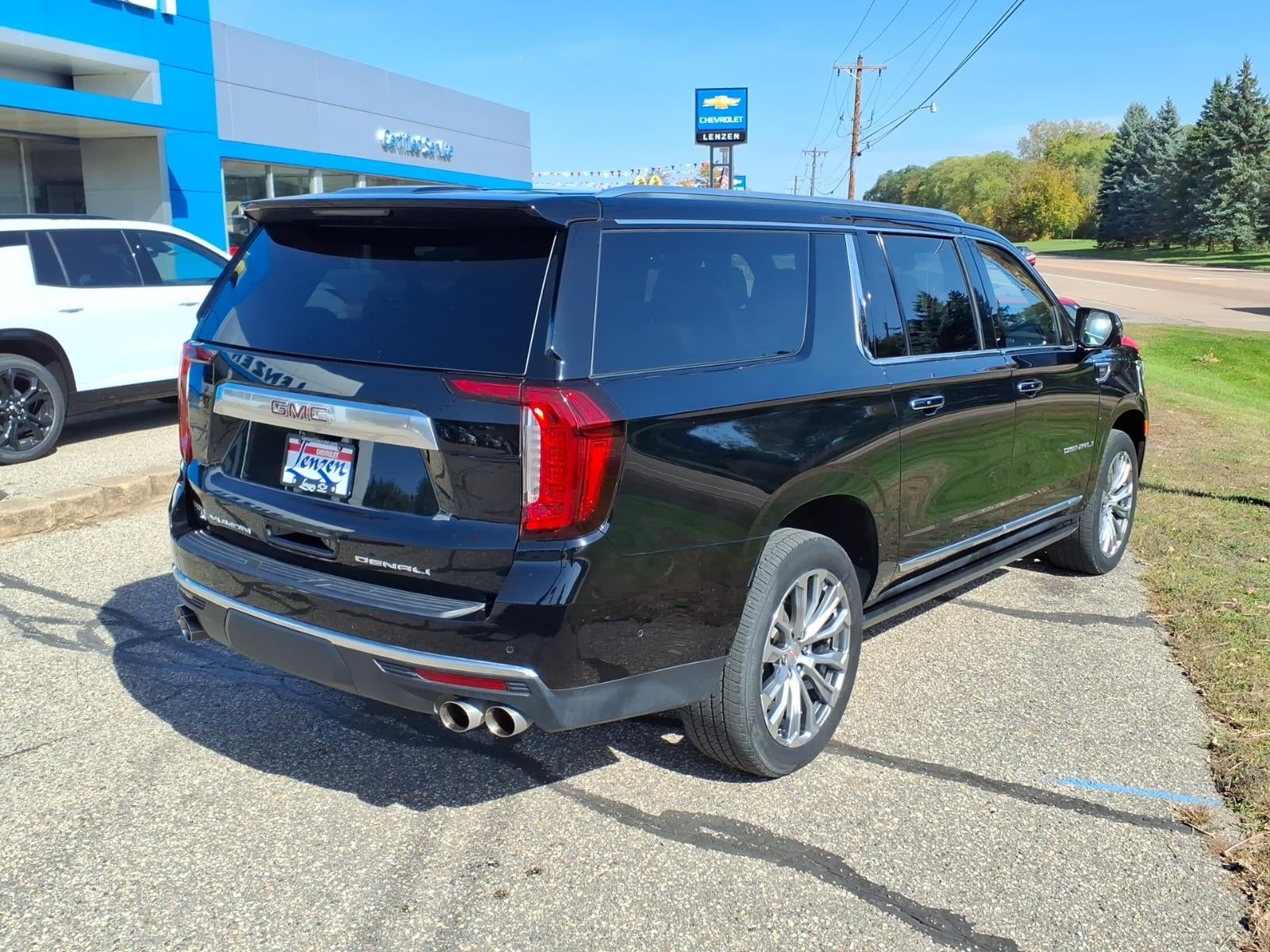 2023 GMC Yukon XL Denali