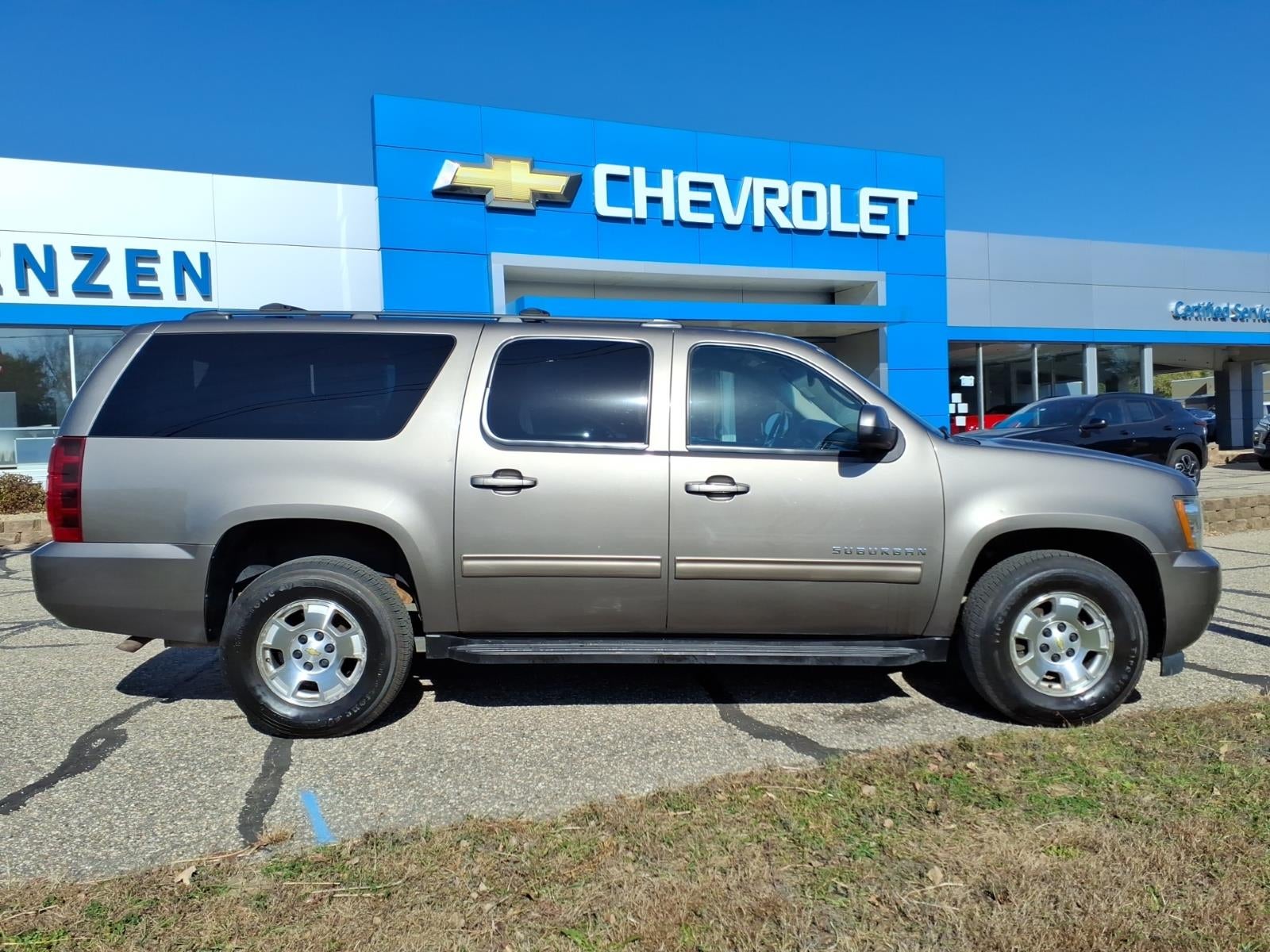 Used 2013 Chevrolet Suburban LS with VIN 1GNSKHE79DR131024 for sale in Chaska, MN