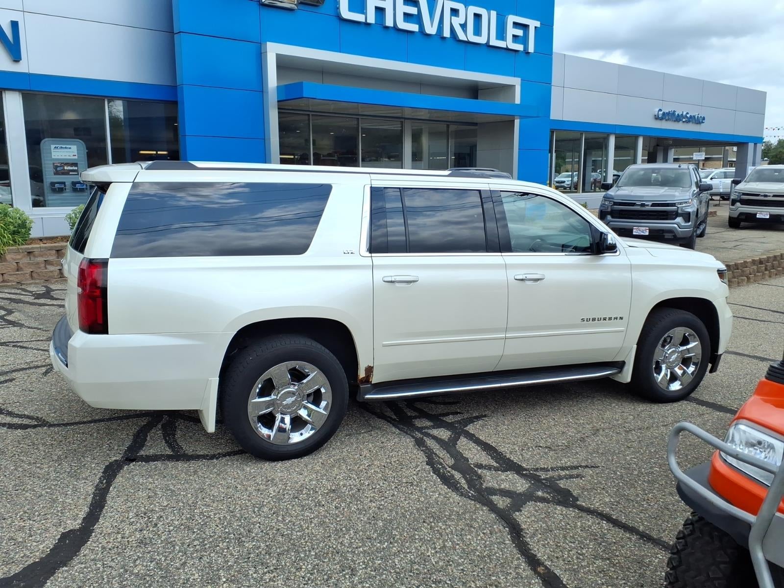 Used 2015 Chevrolet Suburban LTZ with VIN 1GNSKKKC7FR727458 for sale in Chaska, Minnesota