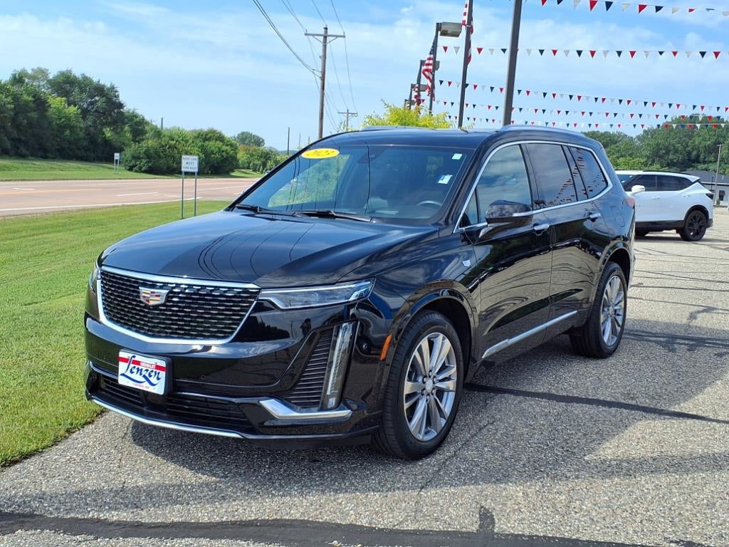 2023 Cadillac XT6 Premium Luxury