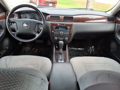 2011 Chevrolet Impala LT Retail