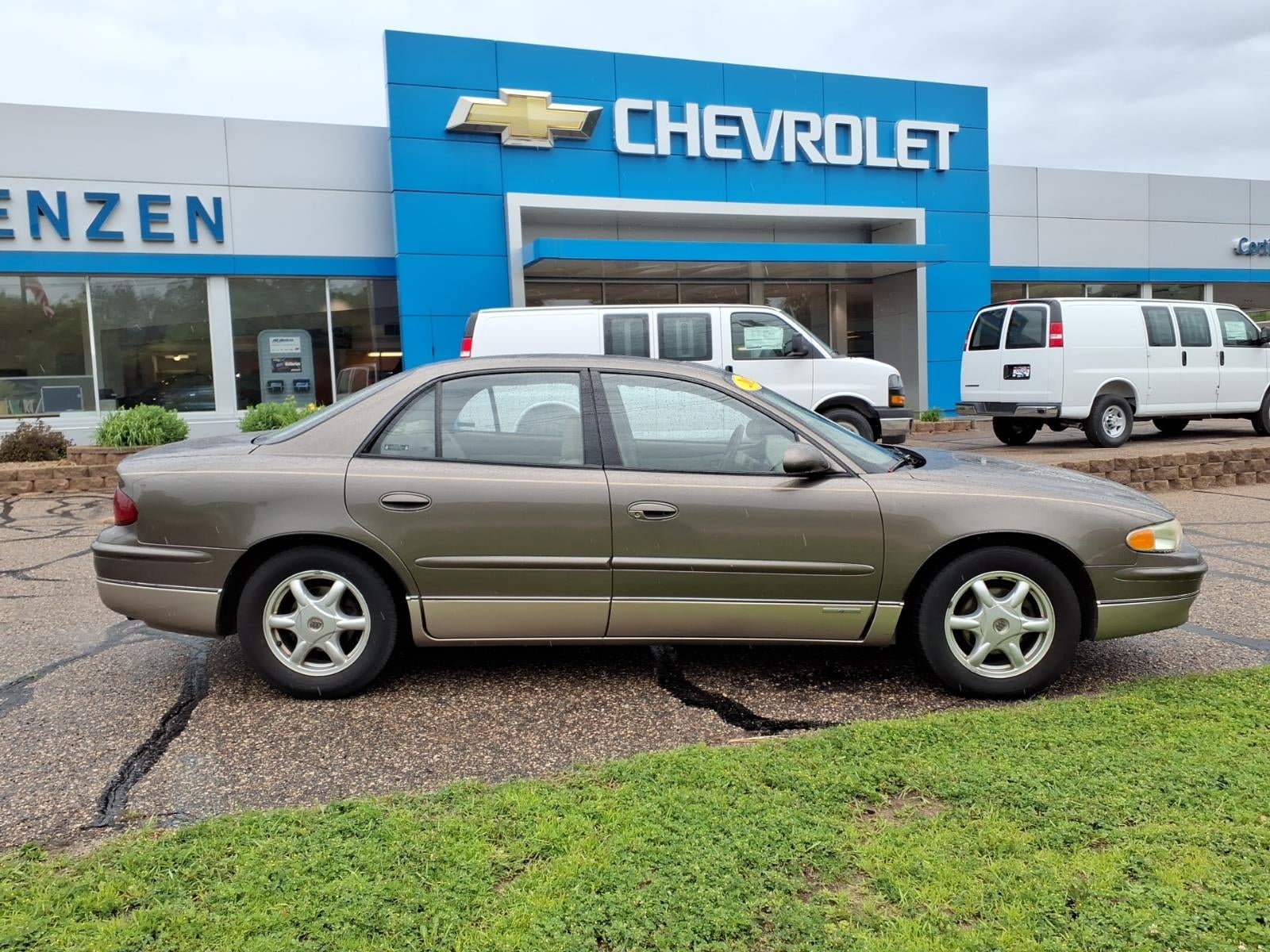 Used 2002 Buick Regal GS with VIN 2G4WF551421208540 for sale in Chaska, Minnesota