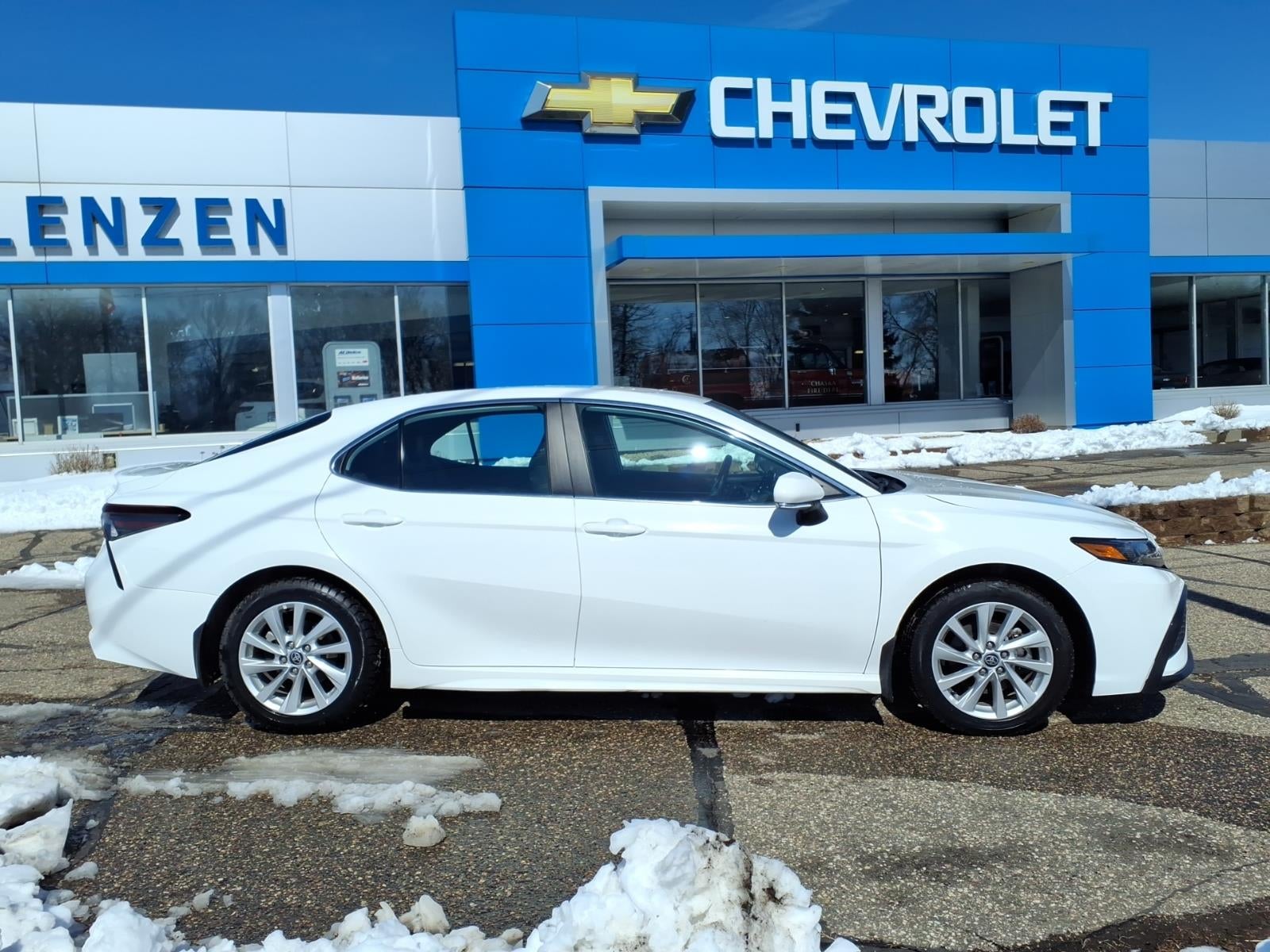 Used 2024 Toyota Camry SE with VIN 4T1G11AK6RU912036 for sale in Chaska, Minnesota