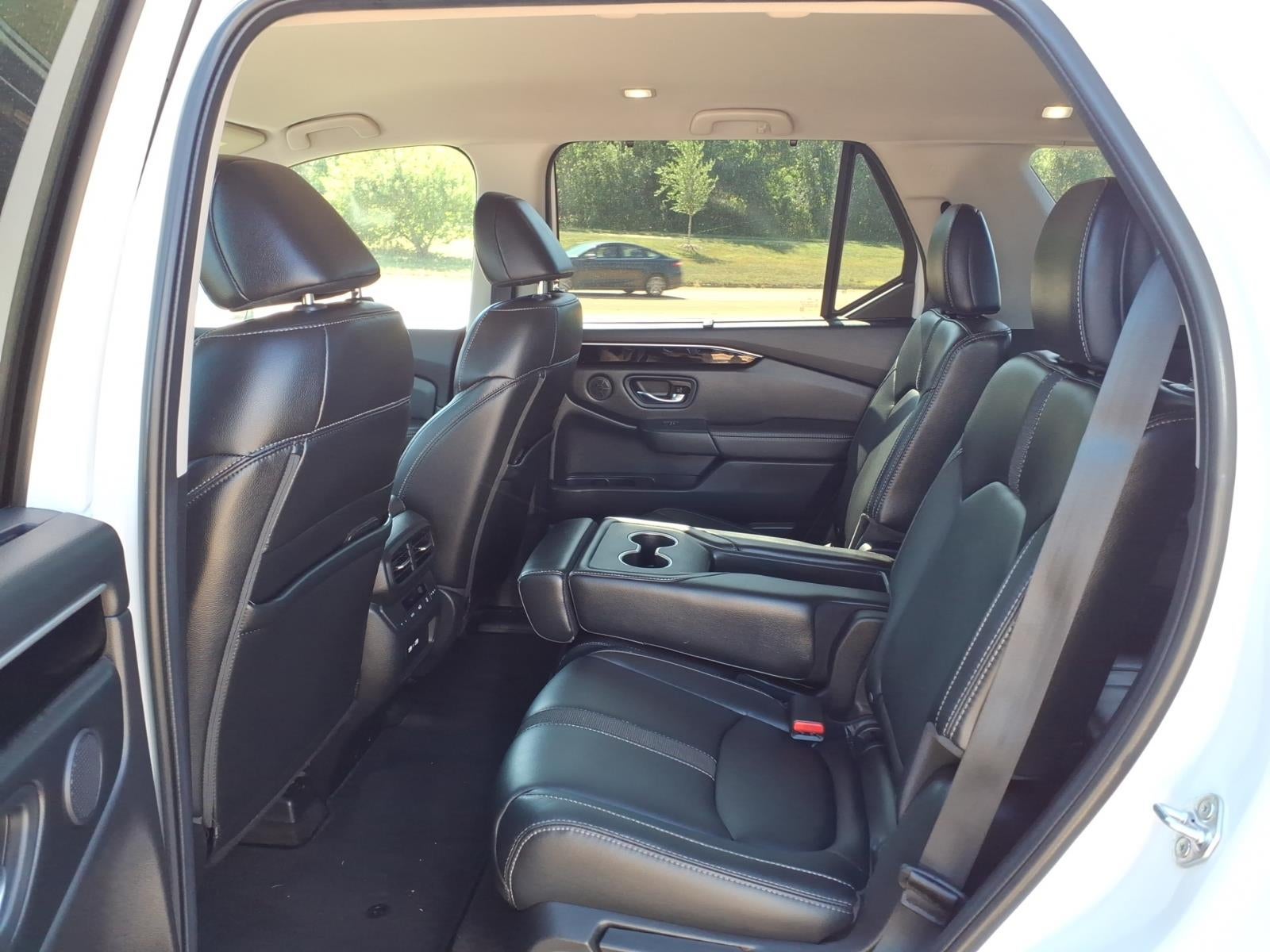 2023 Honda Pilot AWD EX-L 8 Passenger