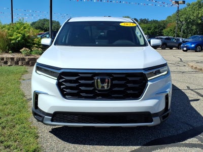 2023 Honda Pilot AWD EX-L 8 Passenger