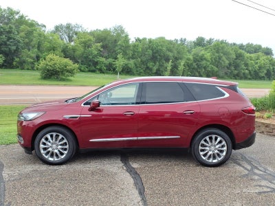 2021 Buick Enclave Essence