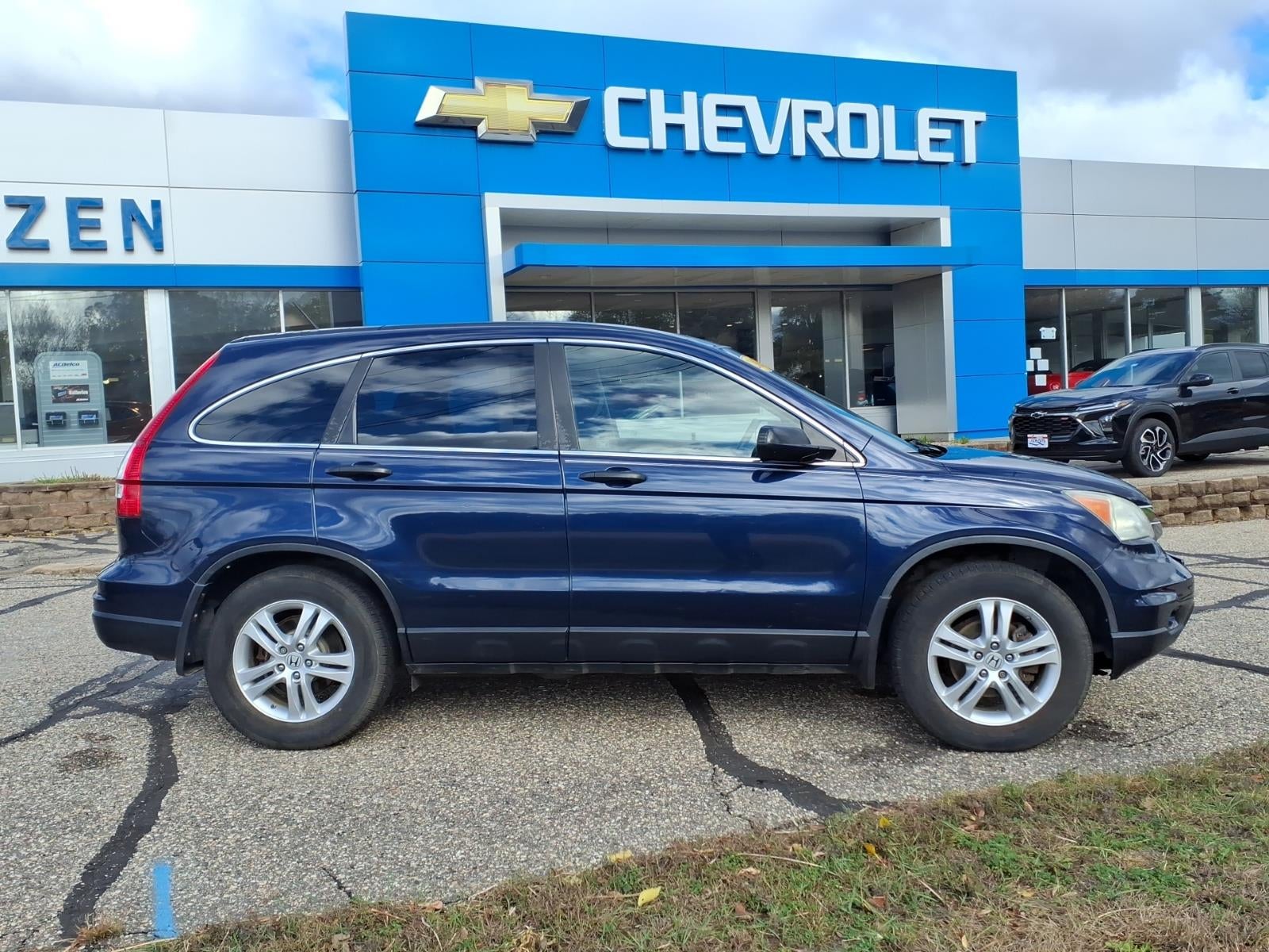 Used 2011 Honda CR-V EX with VIN 5J6RE4H5XBL098742 for sale in Chaska, Minnesota