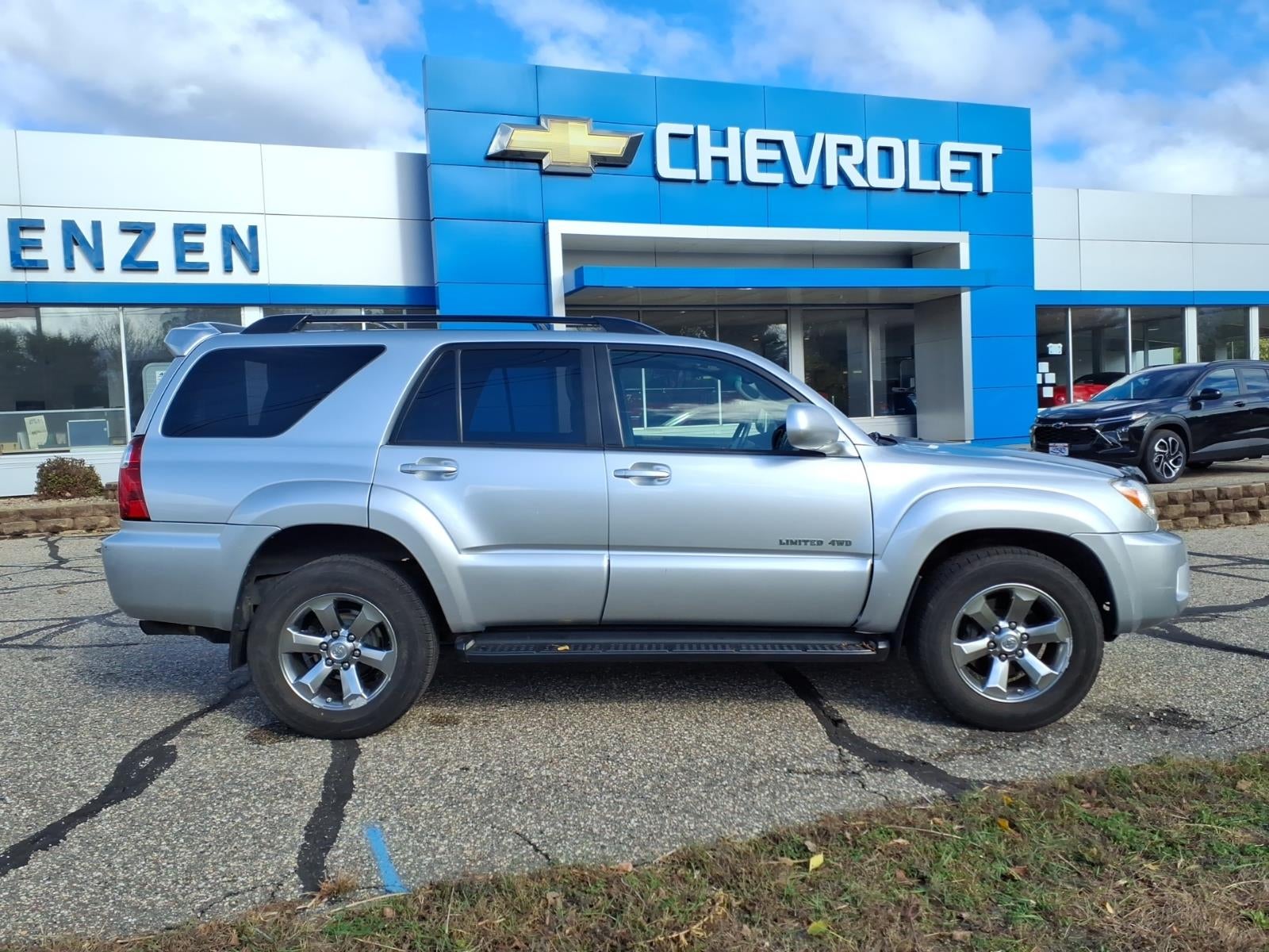 Used 2009 Toyota 4Runner Limited with VIN JTEBU17R39K040433 for sale in Chaska, Minnesota