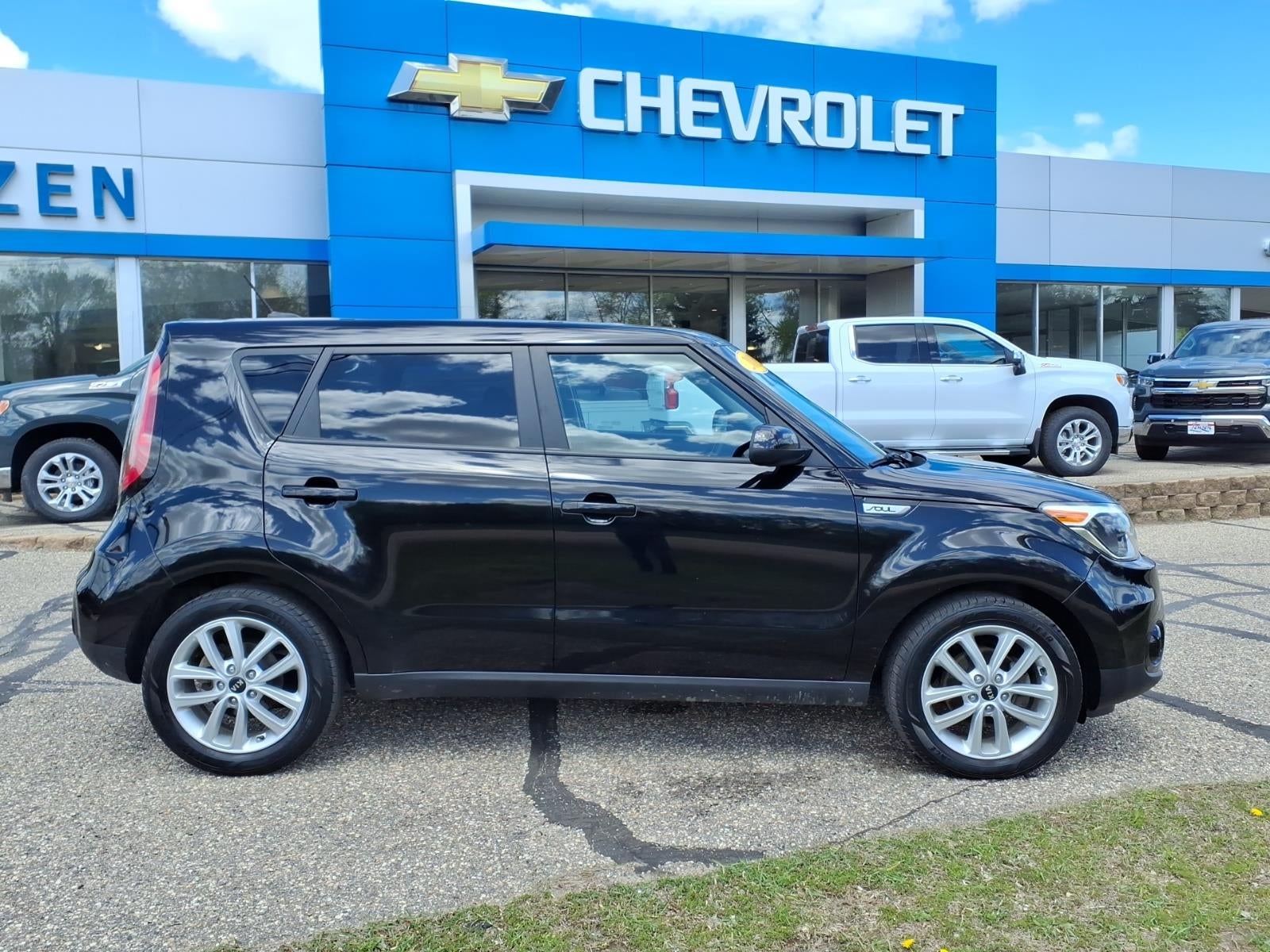 Used 2019 Kia Soul + with VIN KNDJP3A59K7638365 for sale in Chaska, Minnesota