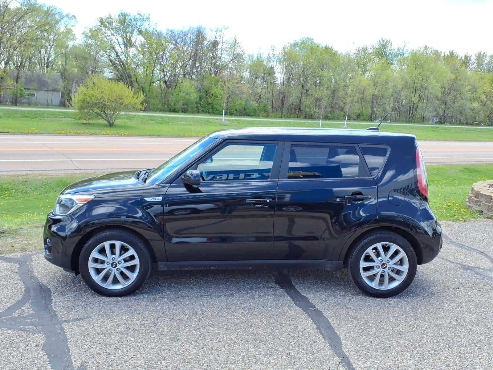 2019 Kia Soul +